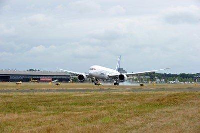 boeing-787-farnborough-2010