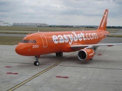 easyjet-airbus-200eme