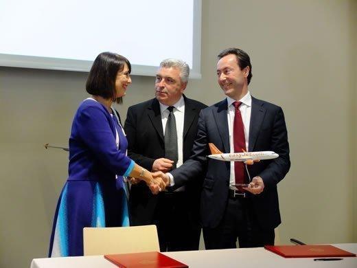 contra-easyjet-airbus4686