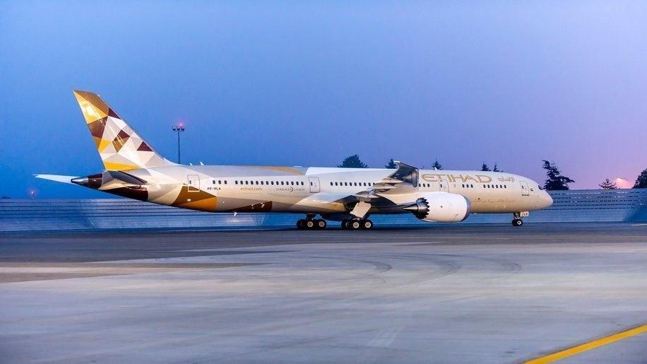 Etihad lance un second vol quotidien vers Paris