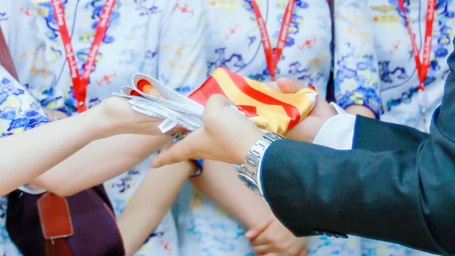 uniformeshainan echarpe