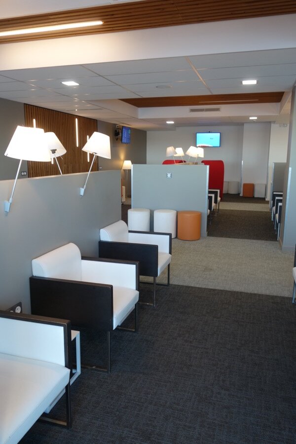 salon iberia aeroport bordeaux fauteuils4 business traveler france