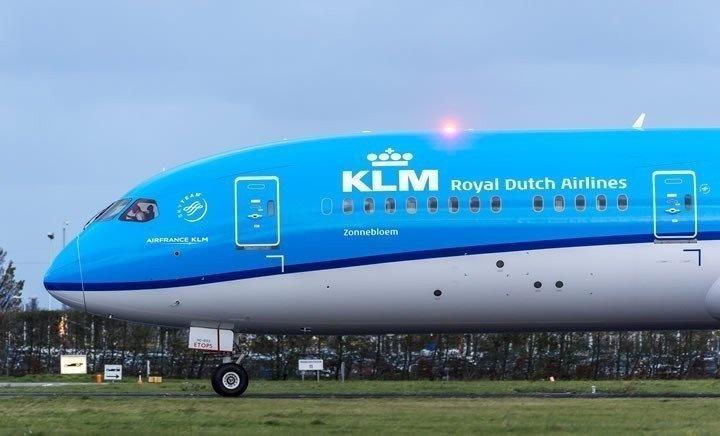 dreamliner klm gros plan