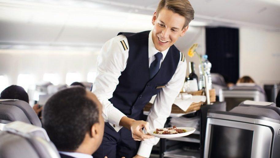 Un repas à bord de Lufthansa