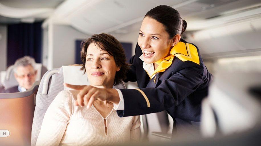 lufthansa-hotesse