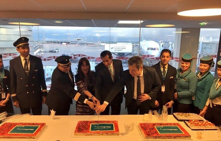 omanairceremonieb7879roissy