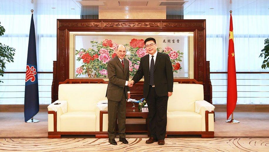 Qatar Airways investit dans China Southern