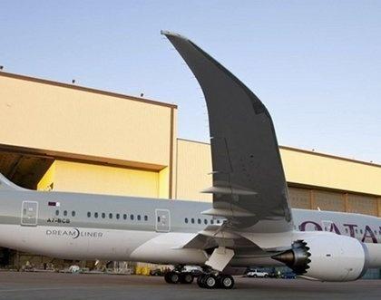 qatar-airways-dreamliner-2