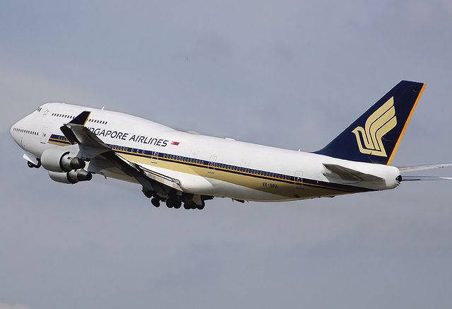 b747-singapore
