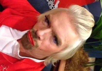richard-branson-hotesse-de-l-air
