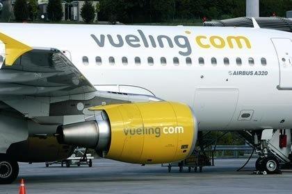 vueling-a320-tarmac