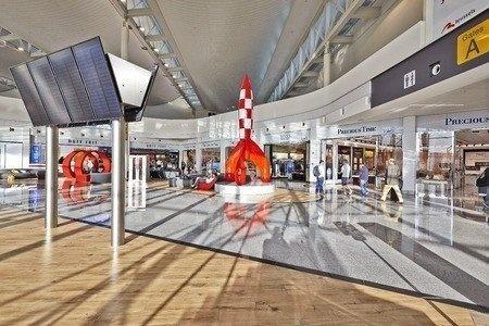 L'aéroport de Bruxelles retarde sa réouverture