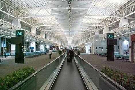 gaungzhou-baiyun-aeroport-credit-robert-s-donovan