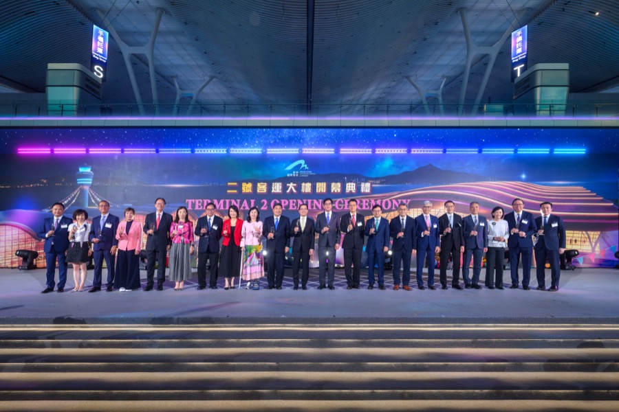 Avec le Terminal 2, Hong Kong renforce son poids mondial
