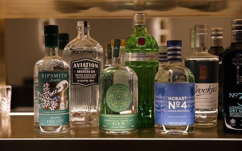 gin qantas salon