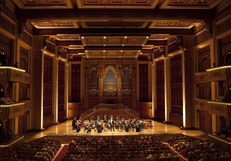 opera oman concert