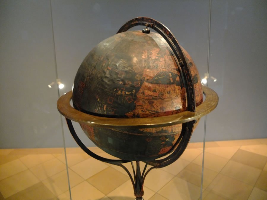 plus ancien globe terrestre