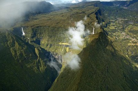ile-de-la-reunion-cirques