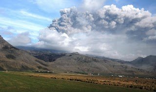 volcan-eyjafiallajokull-islande-mai2010