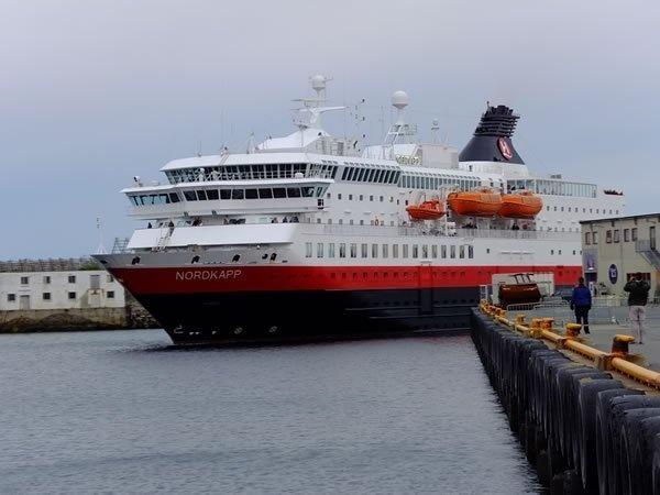 hurtigruten svolvaer