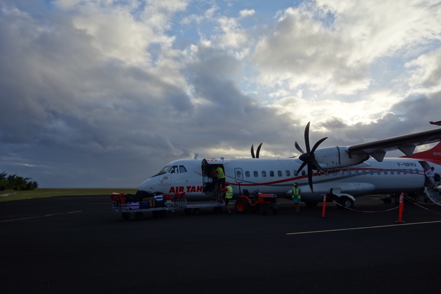 huahine avion airtaghiti
