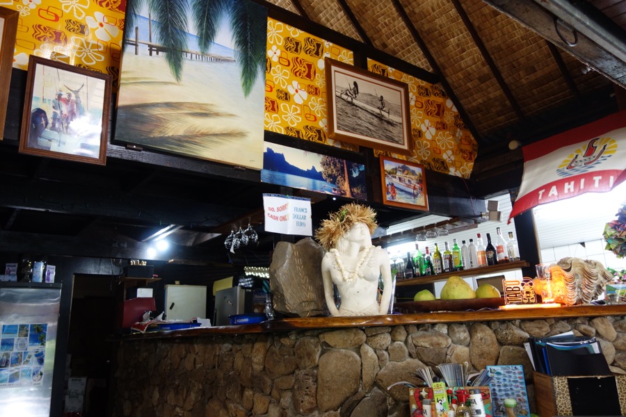 moorea tiahura salle