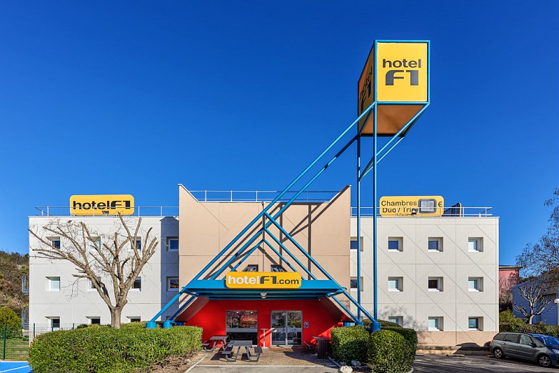 Accor va revendre sa participation dans Essendi