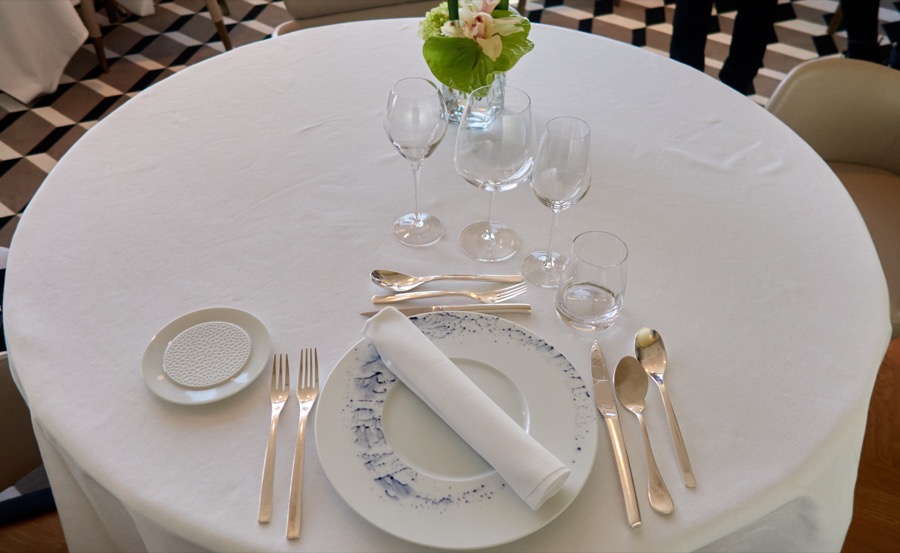 art table whittman glion one