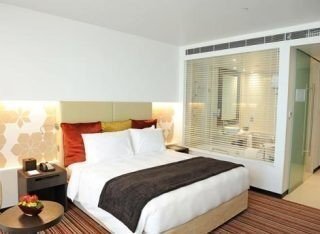 crowne-plaza-yas-island