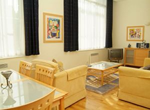 londres-bridgestreet-marketview-salon