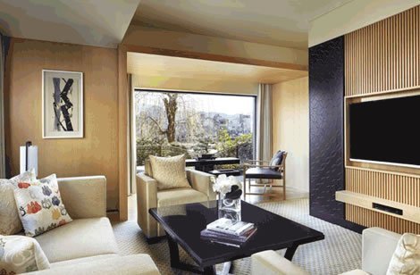 ritz-carlton-kyoto-corner-suite