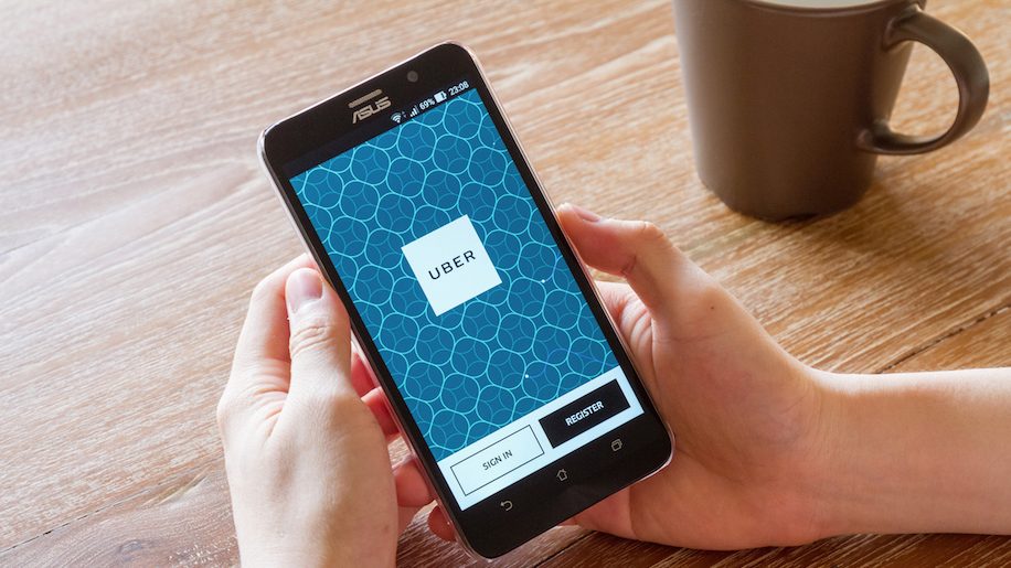 Les voyageurs d'affaires adhèrent à l'économie du partage