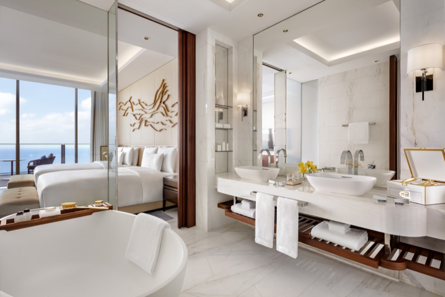 atlantistheroyal chambre salledebain