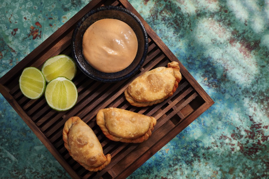 el mar empanadas the royal