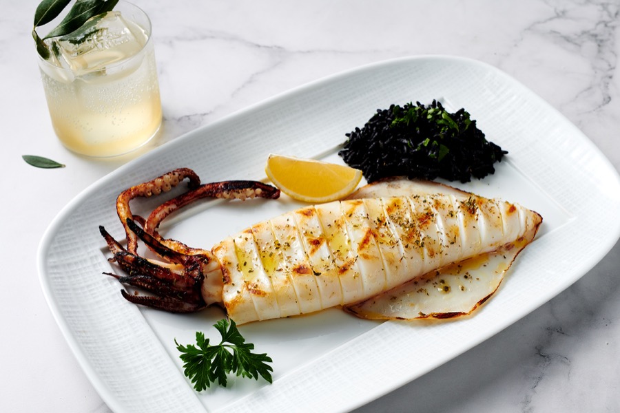 estiatorio milos calamar