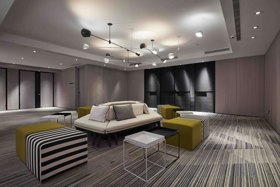 william vale salon