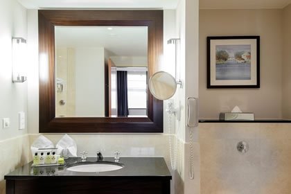 salle-de-bain-intertcontinental-varsovie