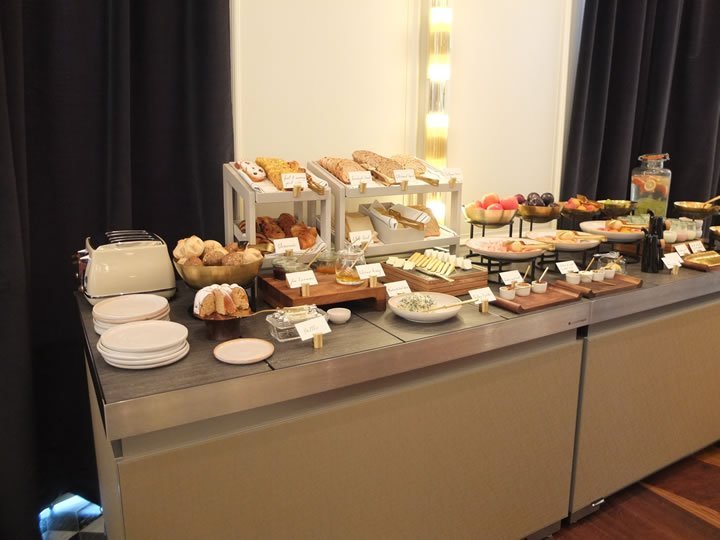 buffet rafflesvarsovie