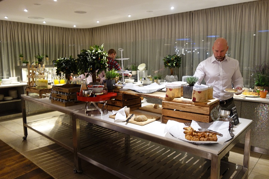 radisson blu bale petit dejeuner buffet one