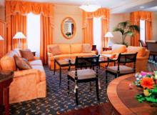 Toronto-Starwoodhotels-LeMeridienKingEdward-SalonRoyalClub