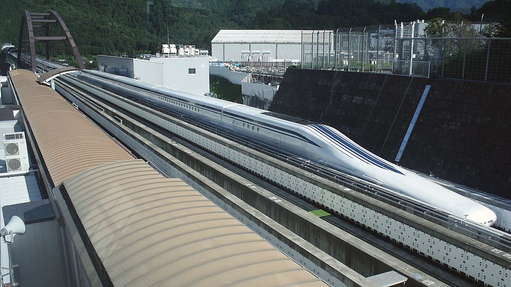 train-maglev