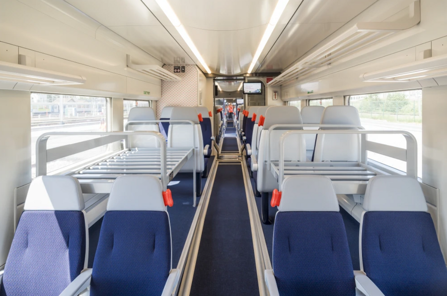 cdg express interieur 900