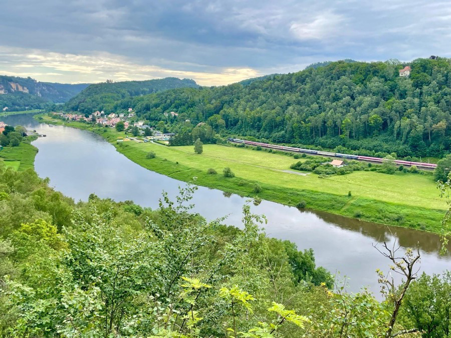 European Sleeper along Elbe Valley es